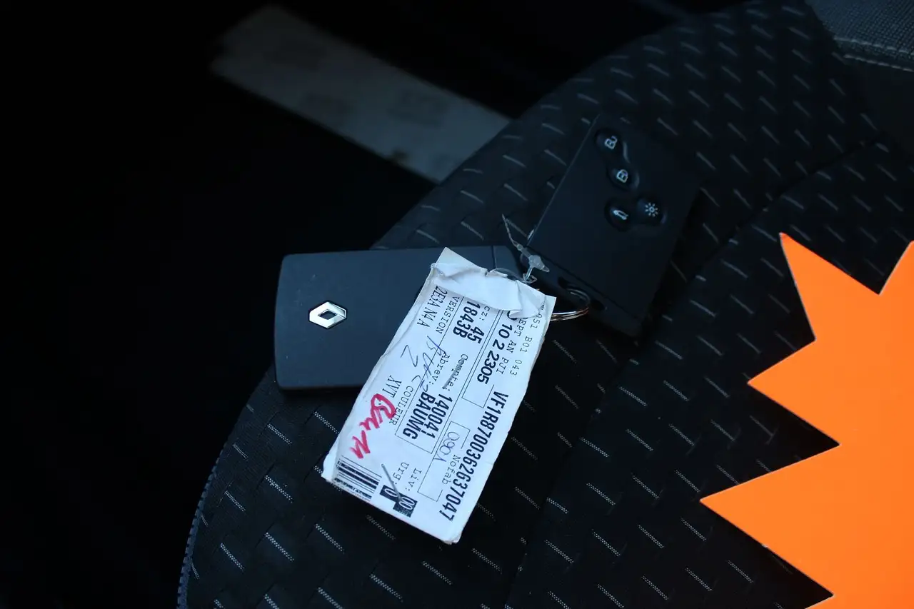Renault Captur — photo 14