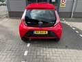 Toyota Aygo 1.0 VVT-i x-play Rouge - thumbnail 9