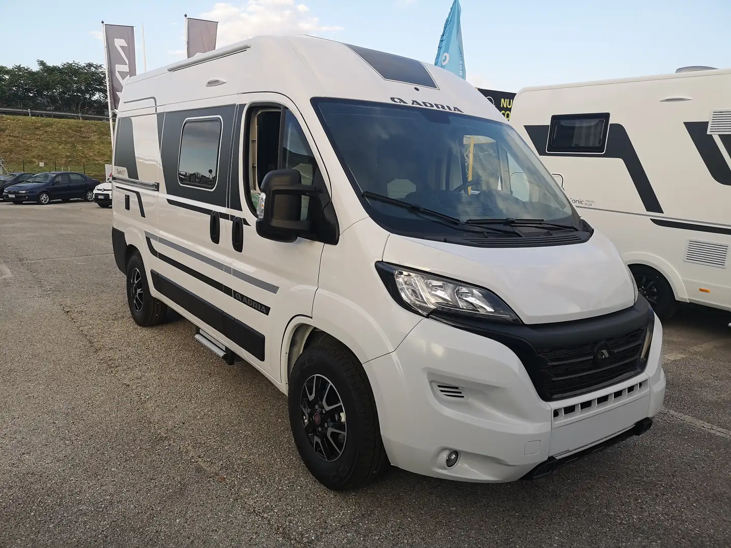 Adria TWIN PLUS 540 SP Bianco - 1