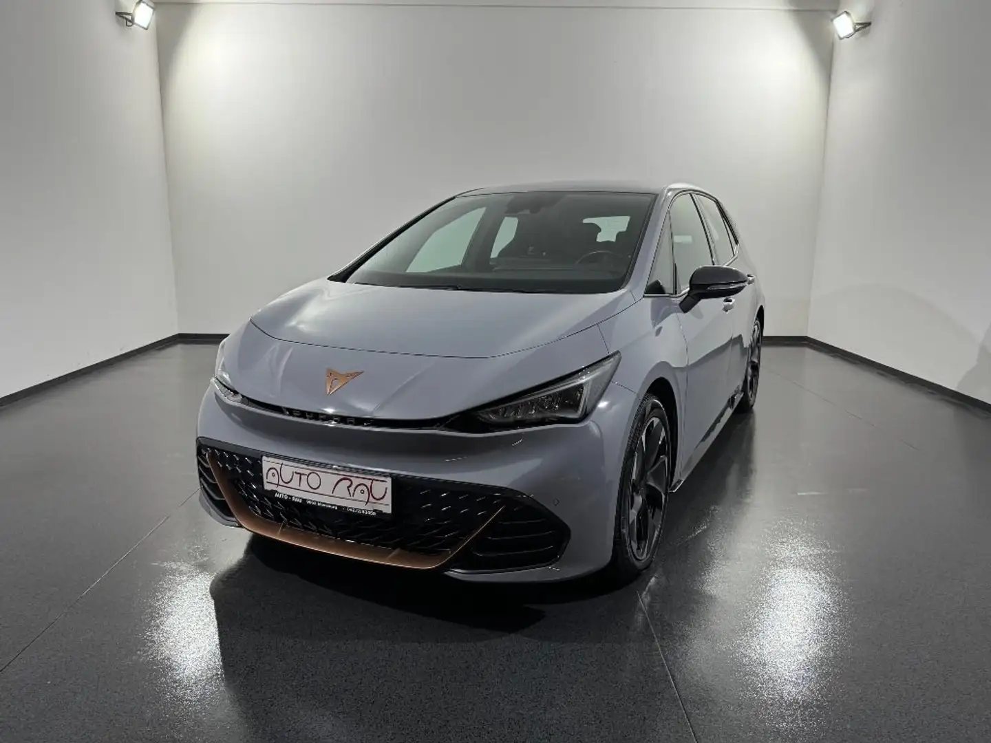 CUPRA Born Automatik | 62kWh *RFK*NAV*SHZ*APP-CON* Gris - 2