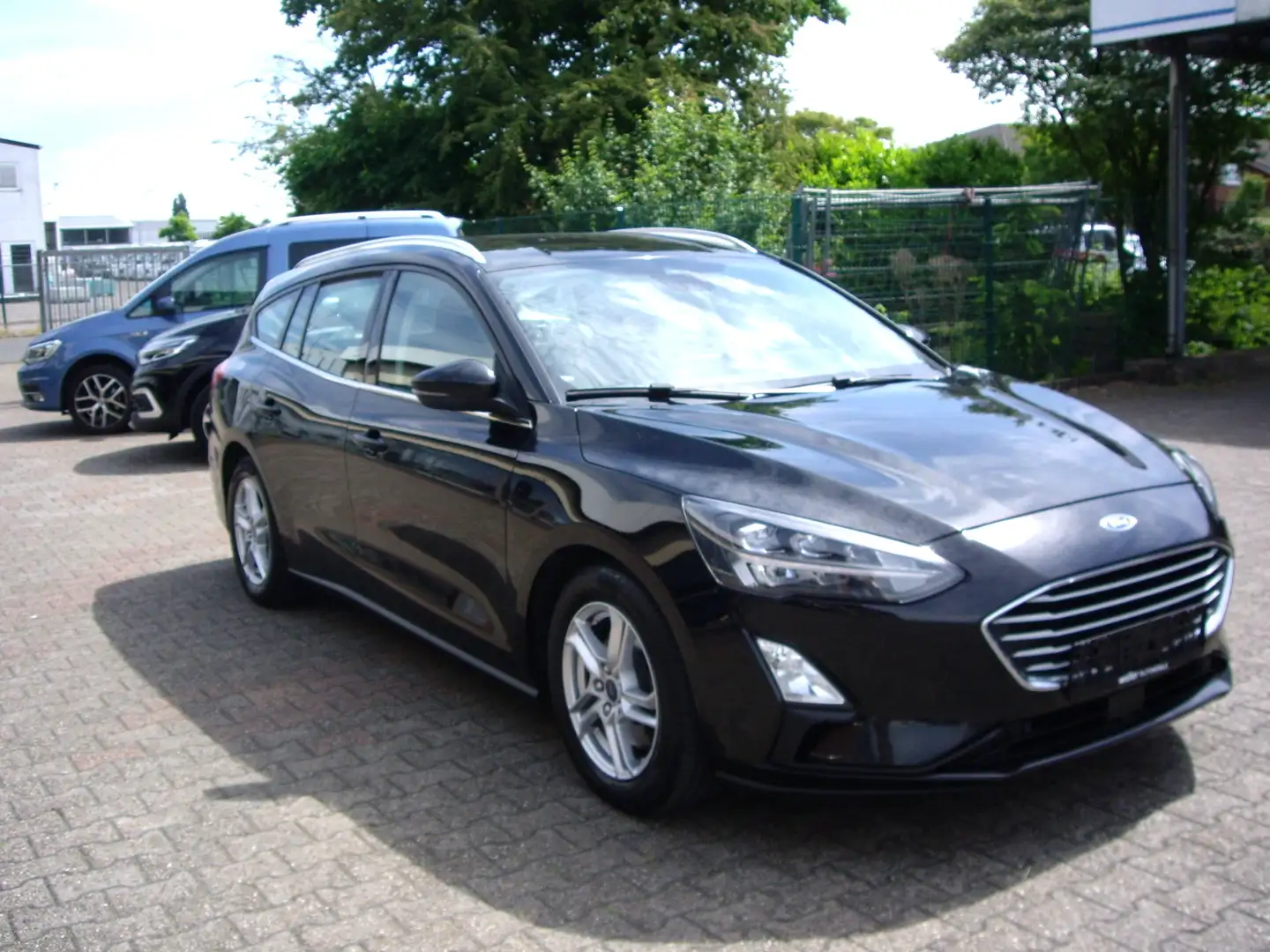 Ford Focus Turnier Diesel Autom.1.5 Fernstartsystem Schwarz - 1