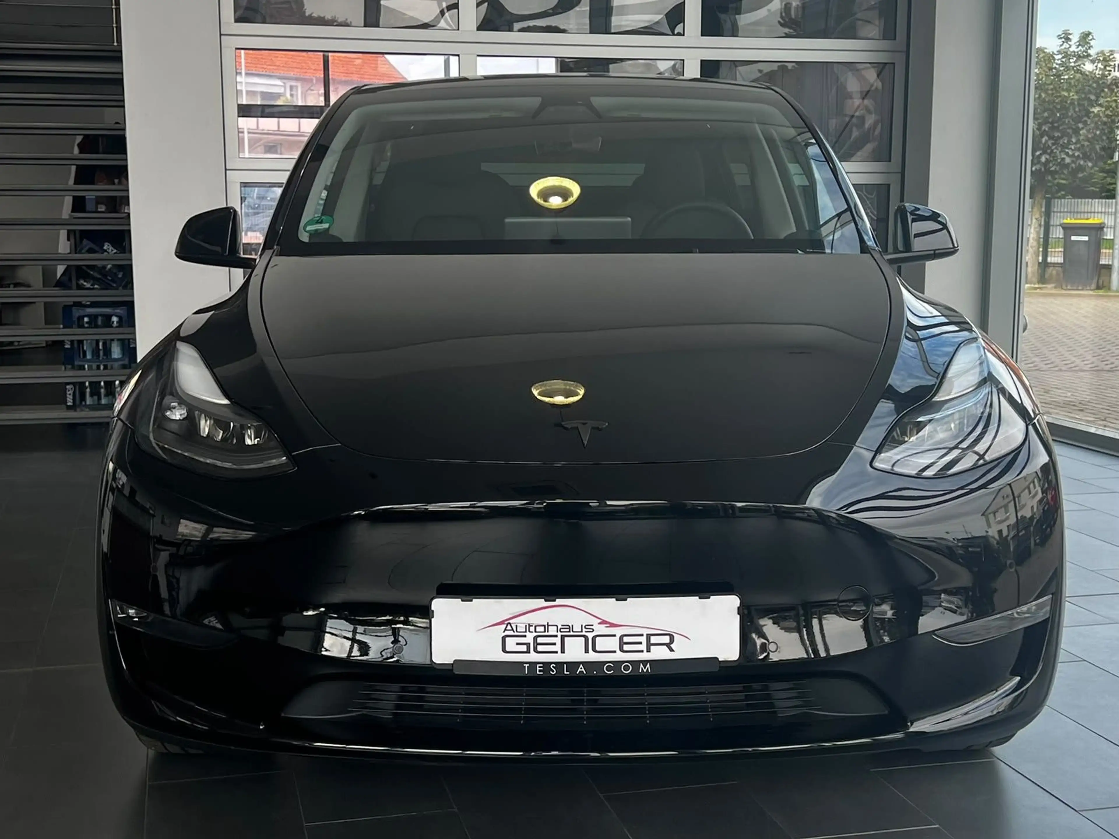 Tesla Model Y Long Range Dual AWD "LED/Pano/ACC/Klima" — photo 2