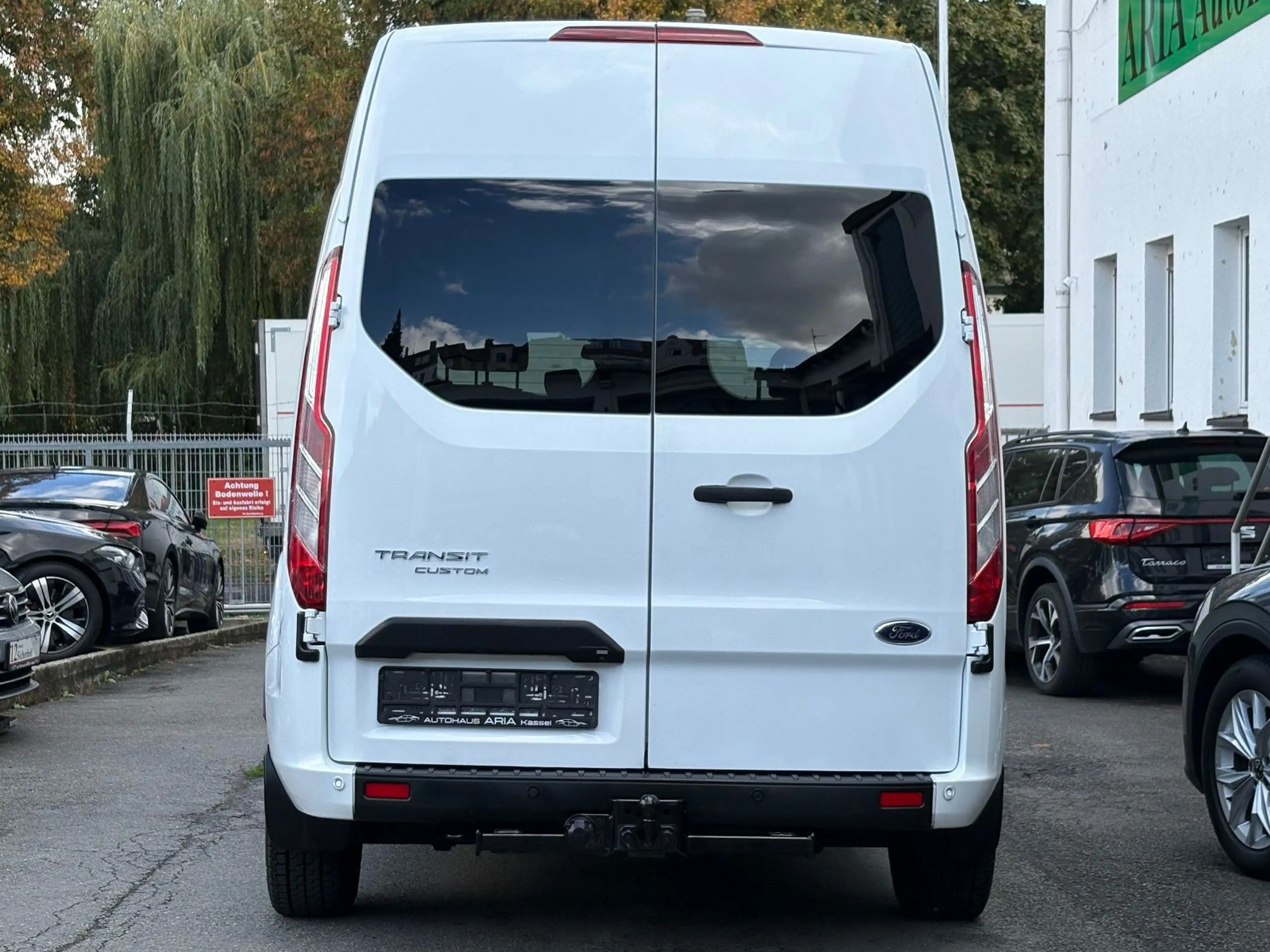 Ford Transit Custom 320 L2H2 HOCHDACH Kombi KAM AHK — photo 9