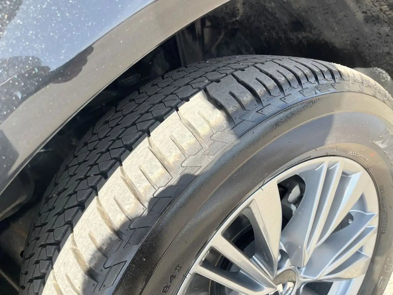 Infiniti QX80 снимка Infiniti QX80