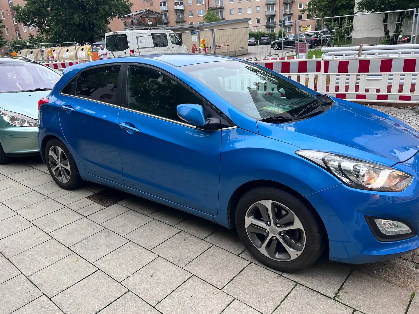 Hyundai i30 i30+blue+1.4+Passion Синій - 2