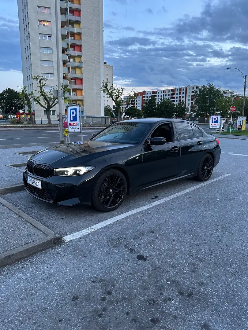 BMW 318 318d 48 V Aut. Schwarz - 1