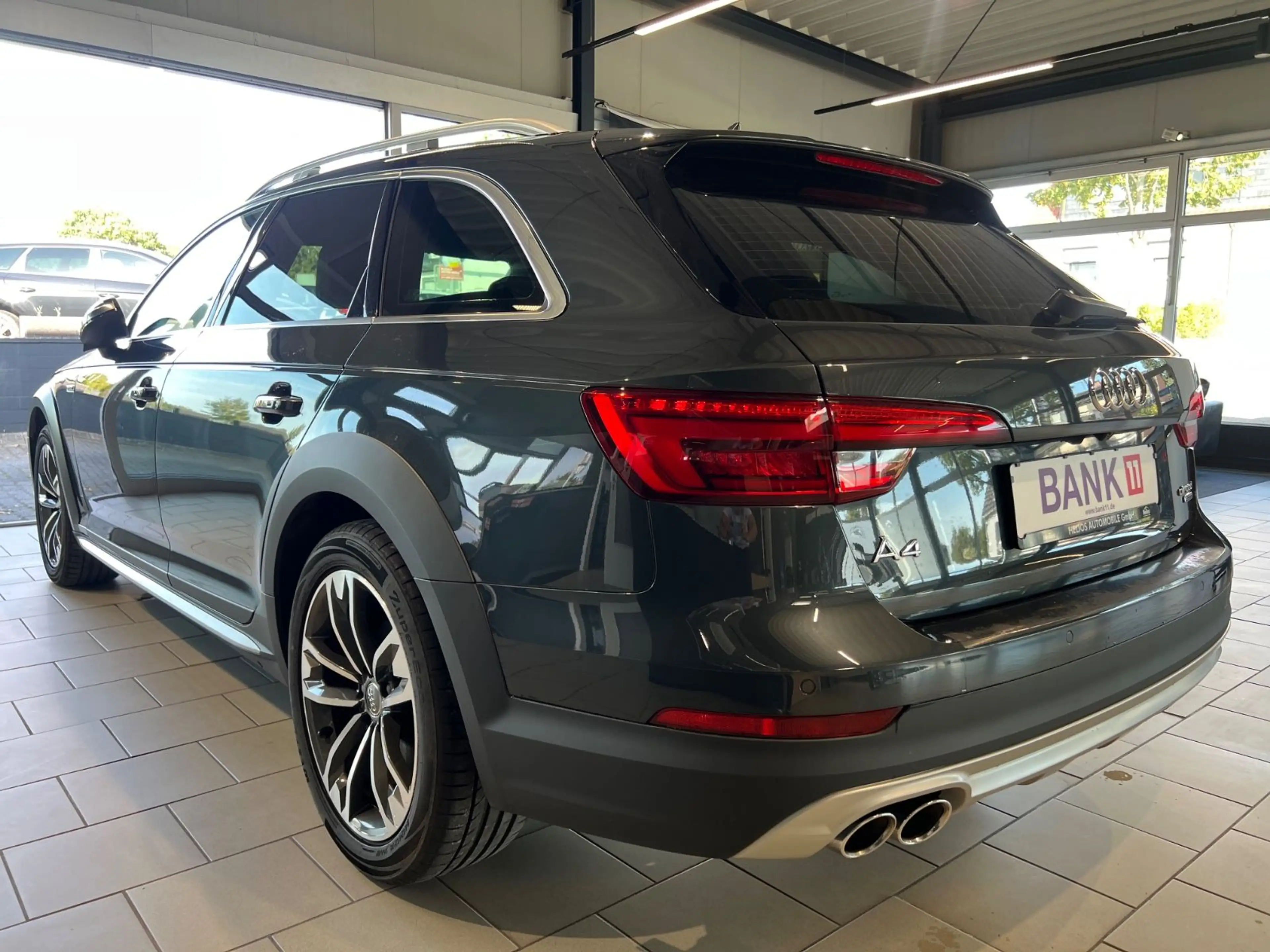 Audi A4 allroad quattro*ALCANTARA*MEMORY*TOTWINKEL — photo 5