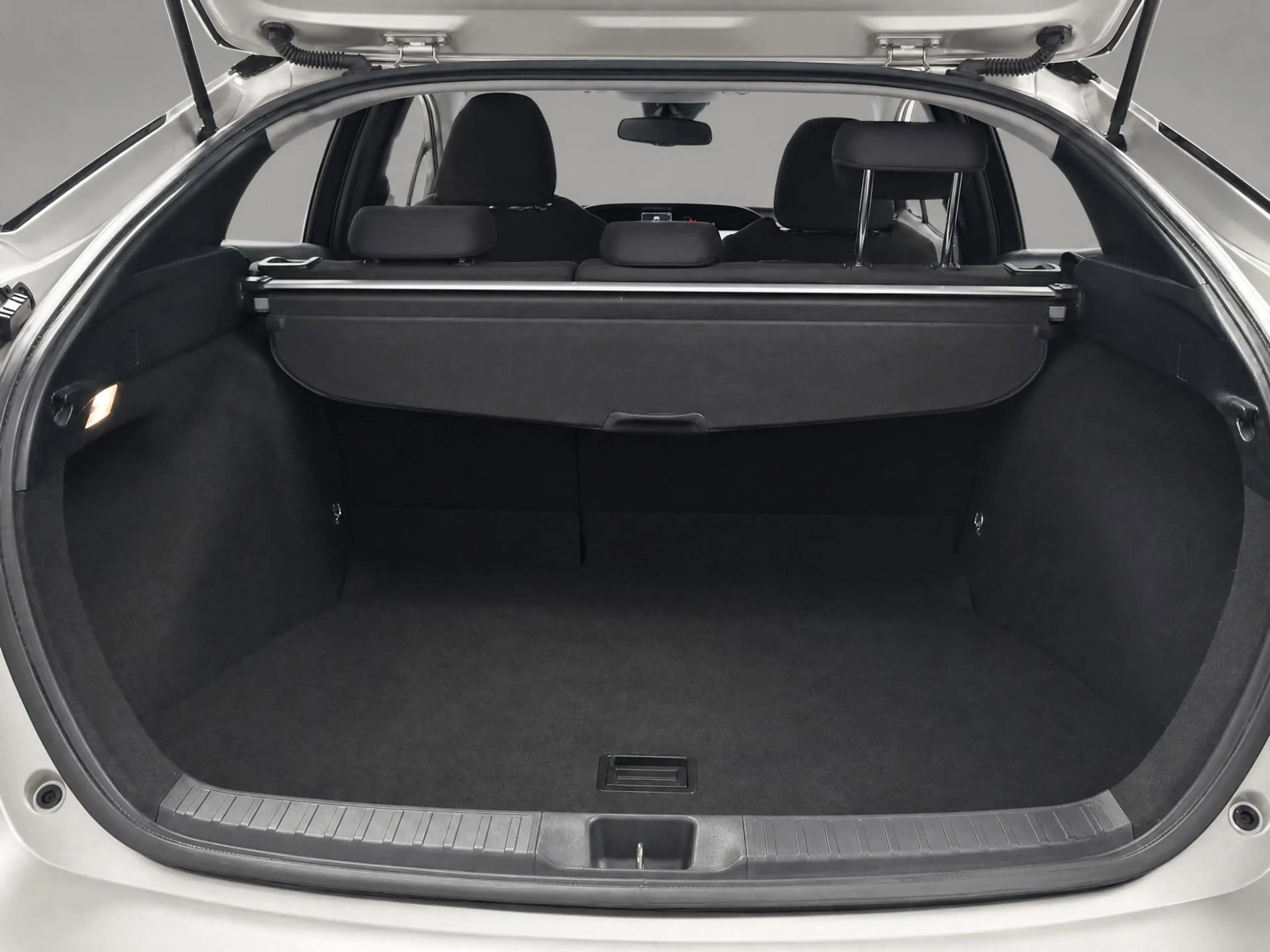 Toyota Prius 1.8 Dynamic // NAVI // CAMERA // ADAPTIVE CRUISE / — photo 6
