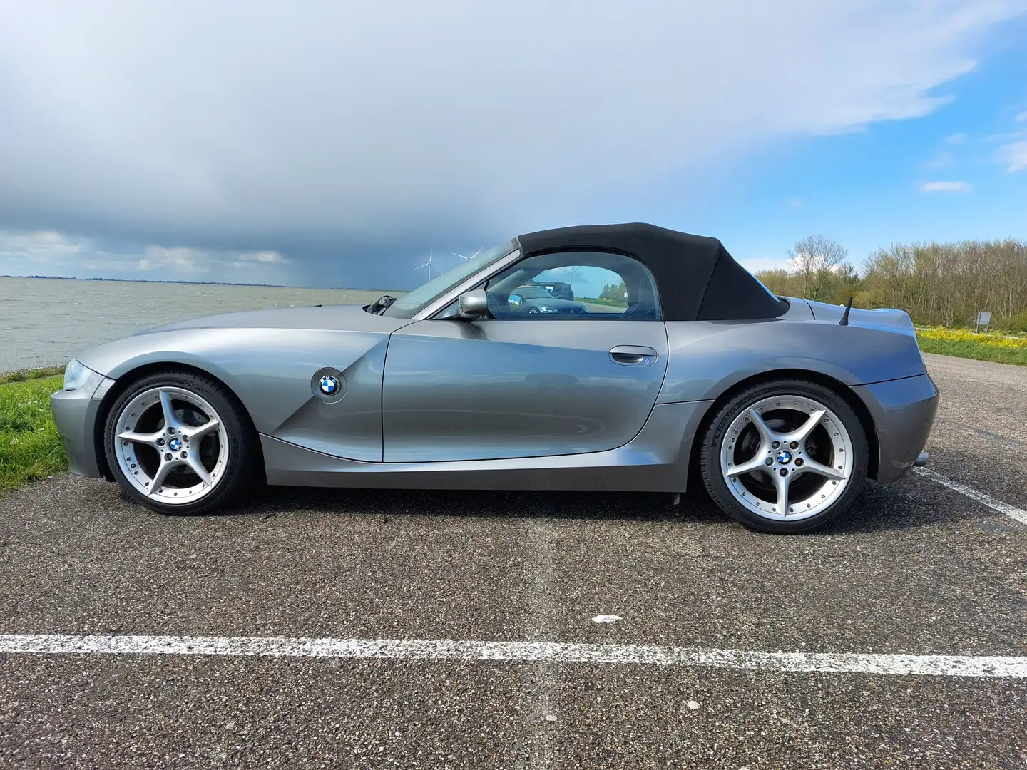 BMW Z4 E85 2.5i roadster, handbak, xenon Zilver - 2