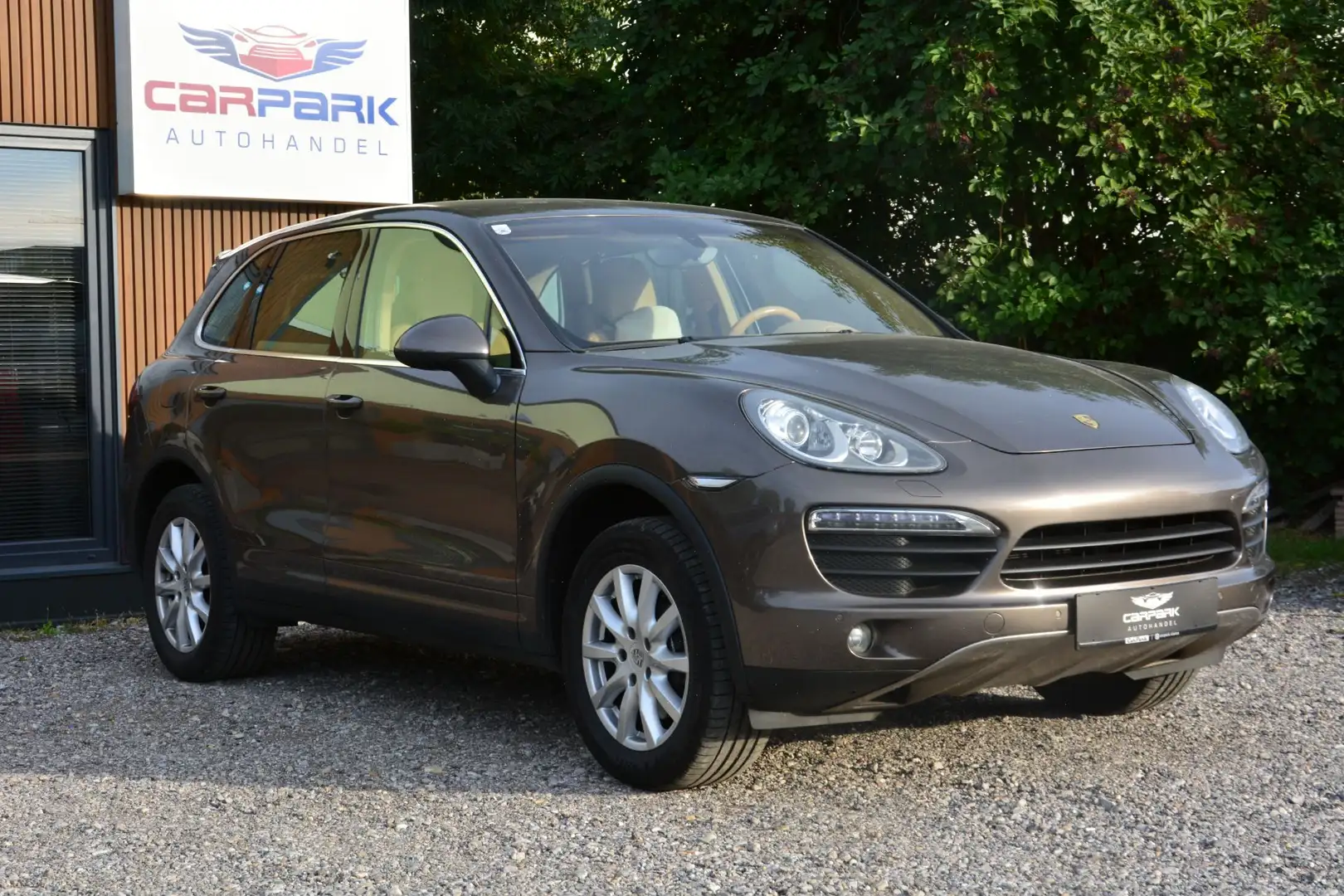 Porsche Cayenne II 3,0 Diesel Aut. Braun - 1