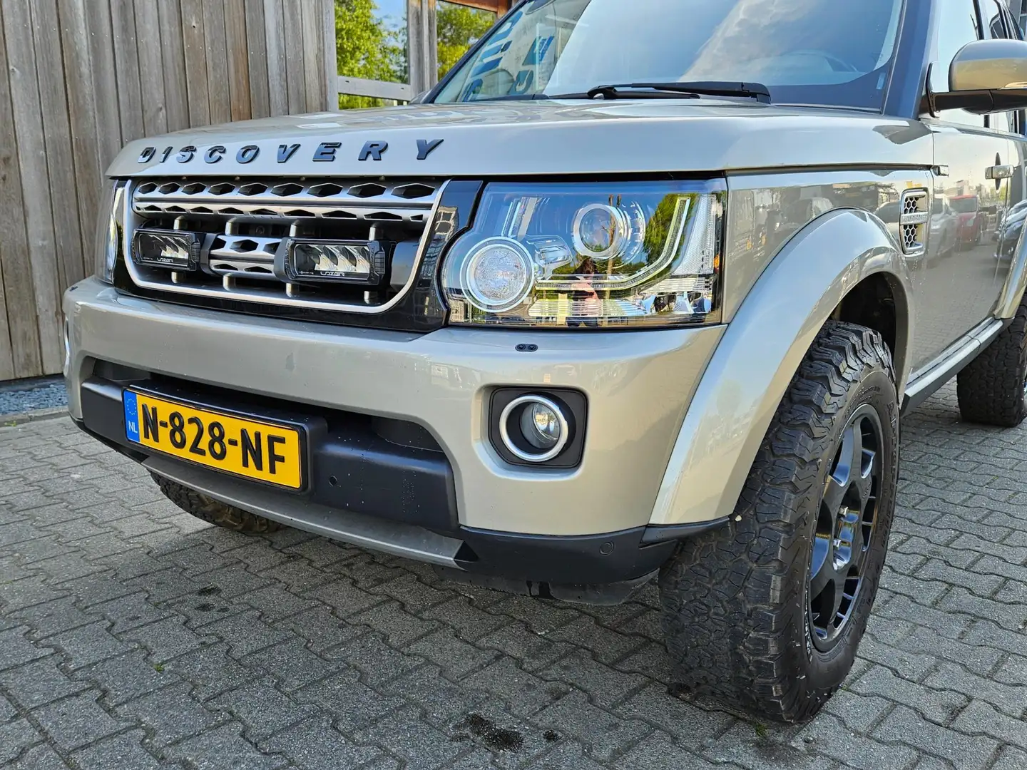 Land Rover Discovery 4 3.0 SCV6 HSE Luxury 7 pers 340PK BTW Gri - 2
