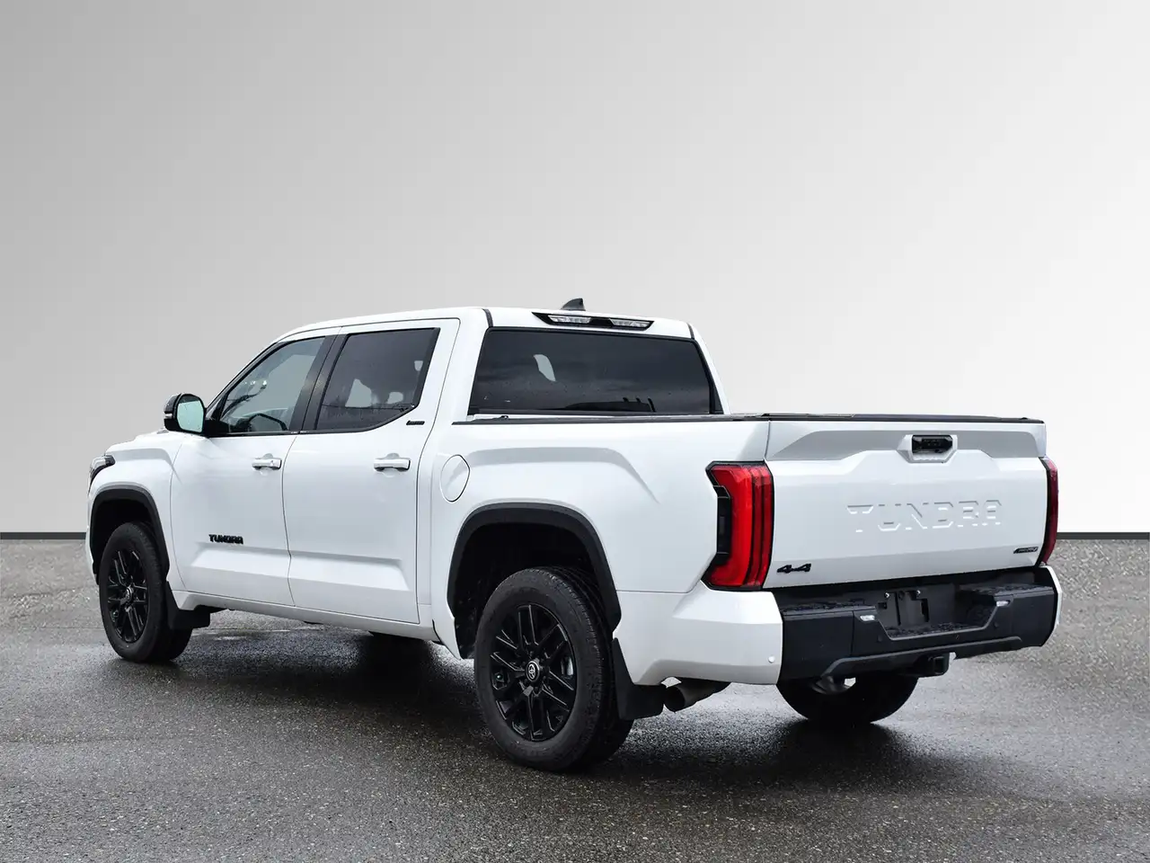 Toyota Tundra снимка Toyota Tundra