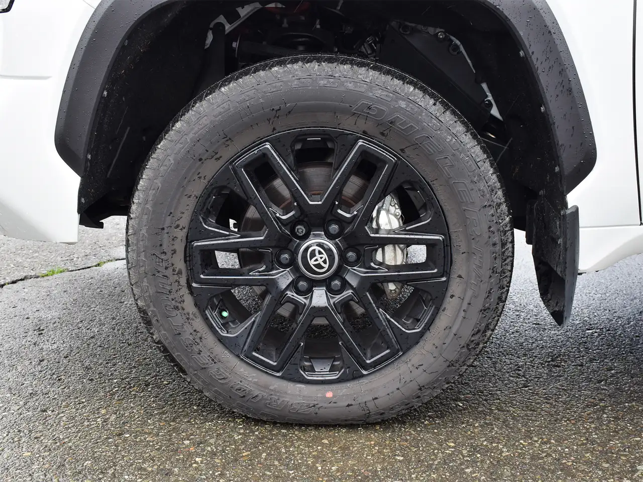Toyota Tundra снимка Toyota Tundra