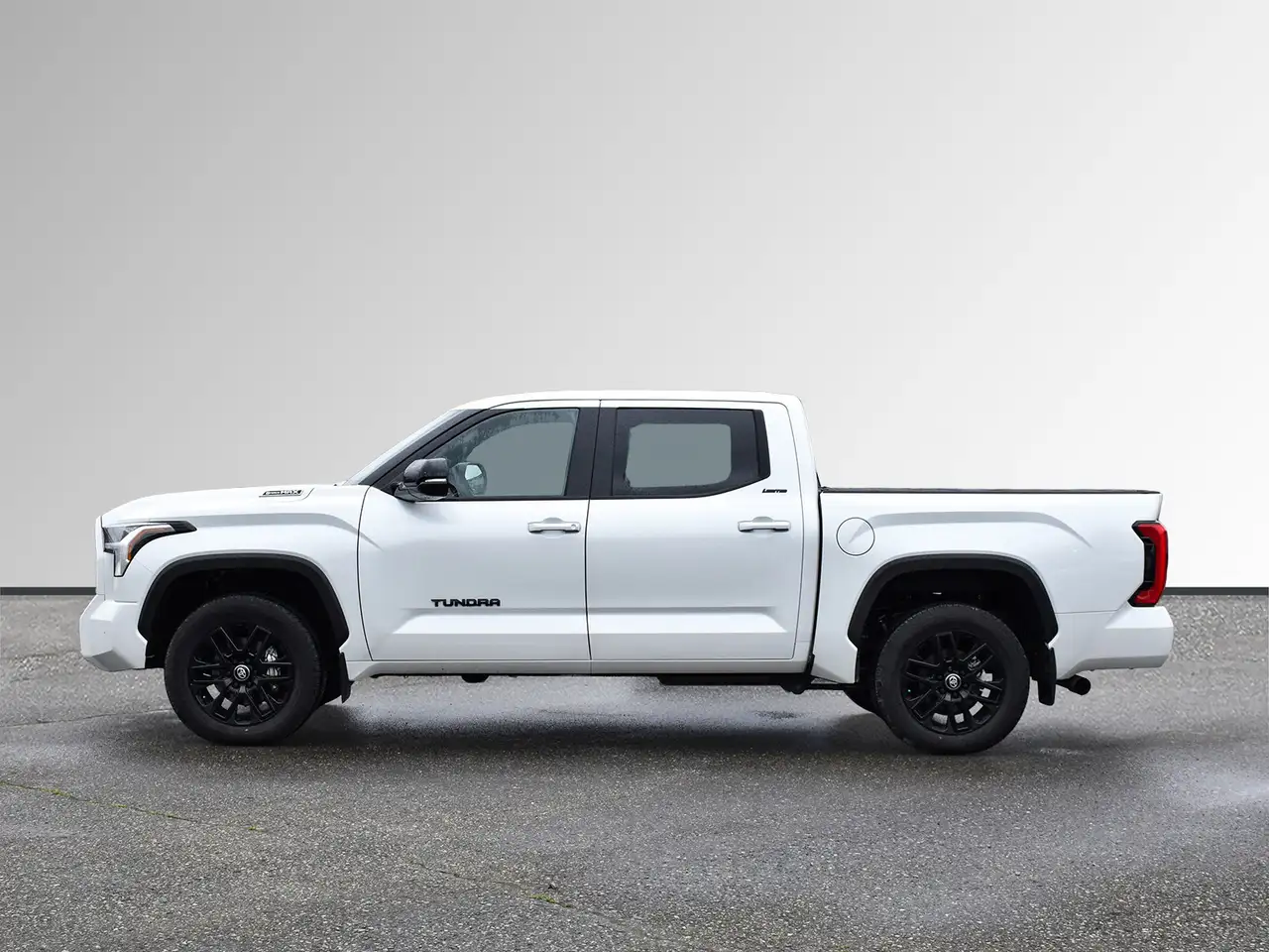 Toyota Tundra снимка Toyota Tundra
