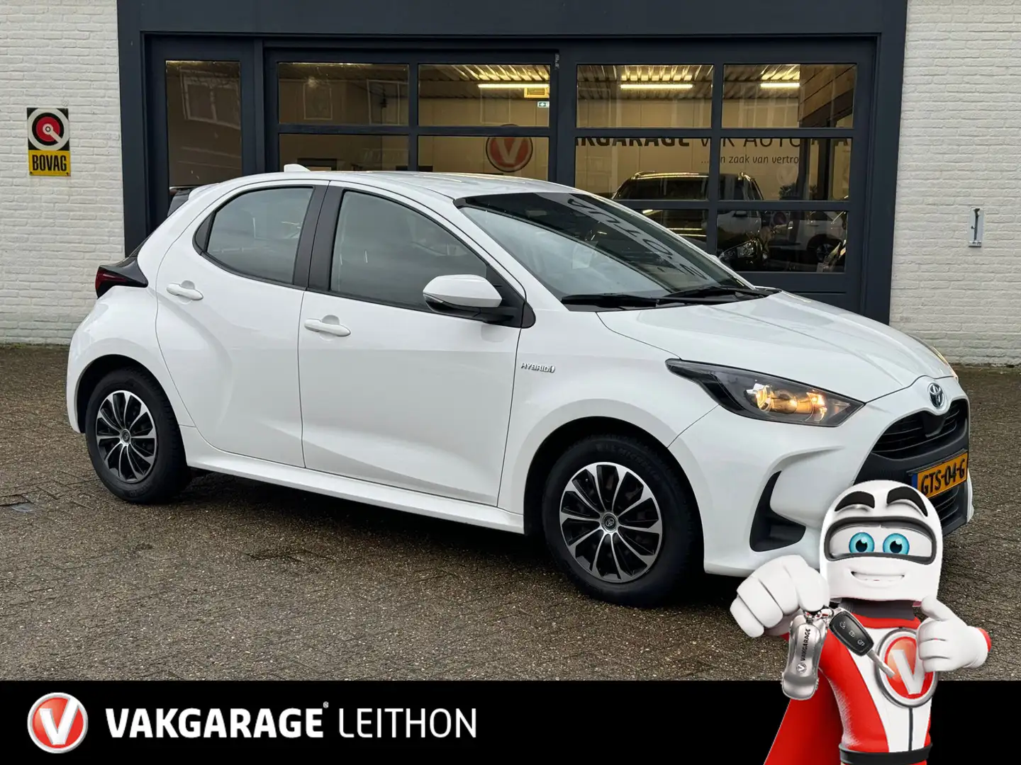 Toyota Yaris 1.5 Hybrid Active - Automaat - Wit - 1