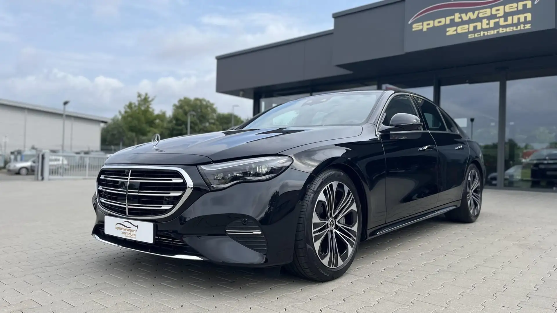 Mercedes-Benz E 220 d Exclusive Premium Plus Noir - 2