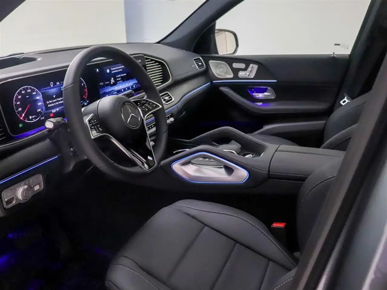 Mercedes-Benz GLE снимка Mercedes-Benz GLE