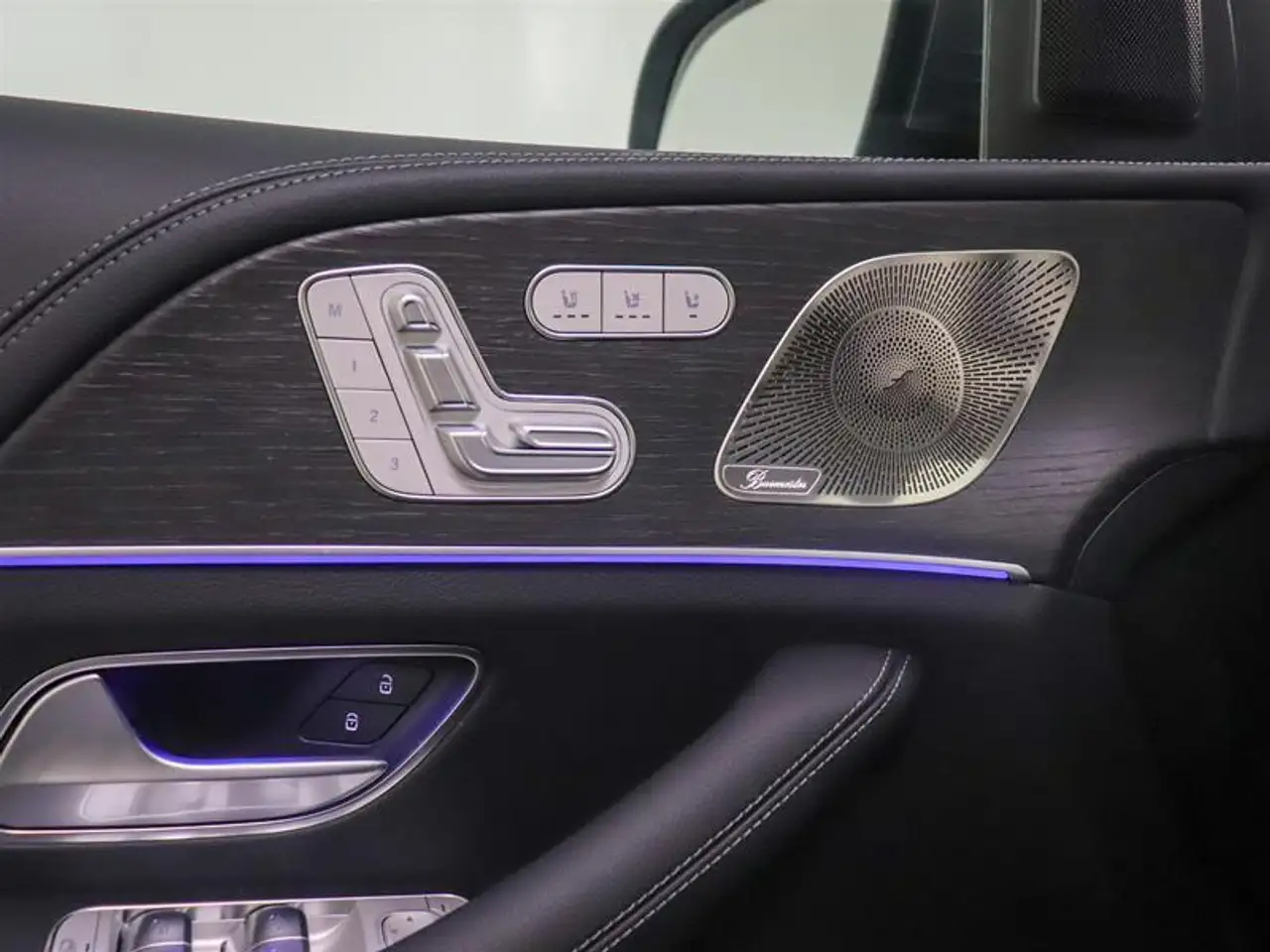 Mercedes-Benz GLE снимка Mercedes-Benz GLE