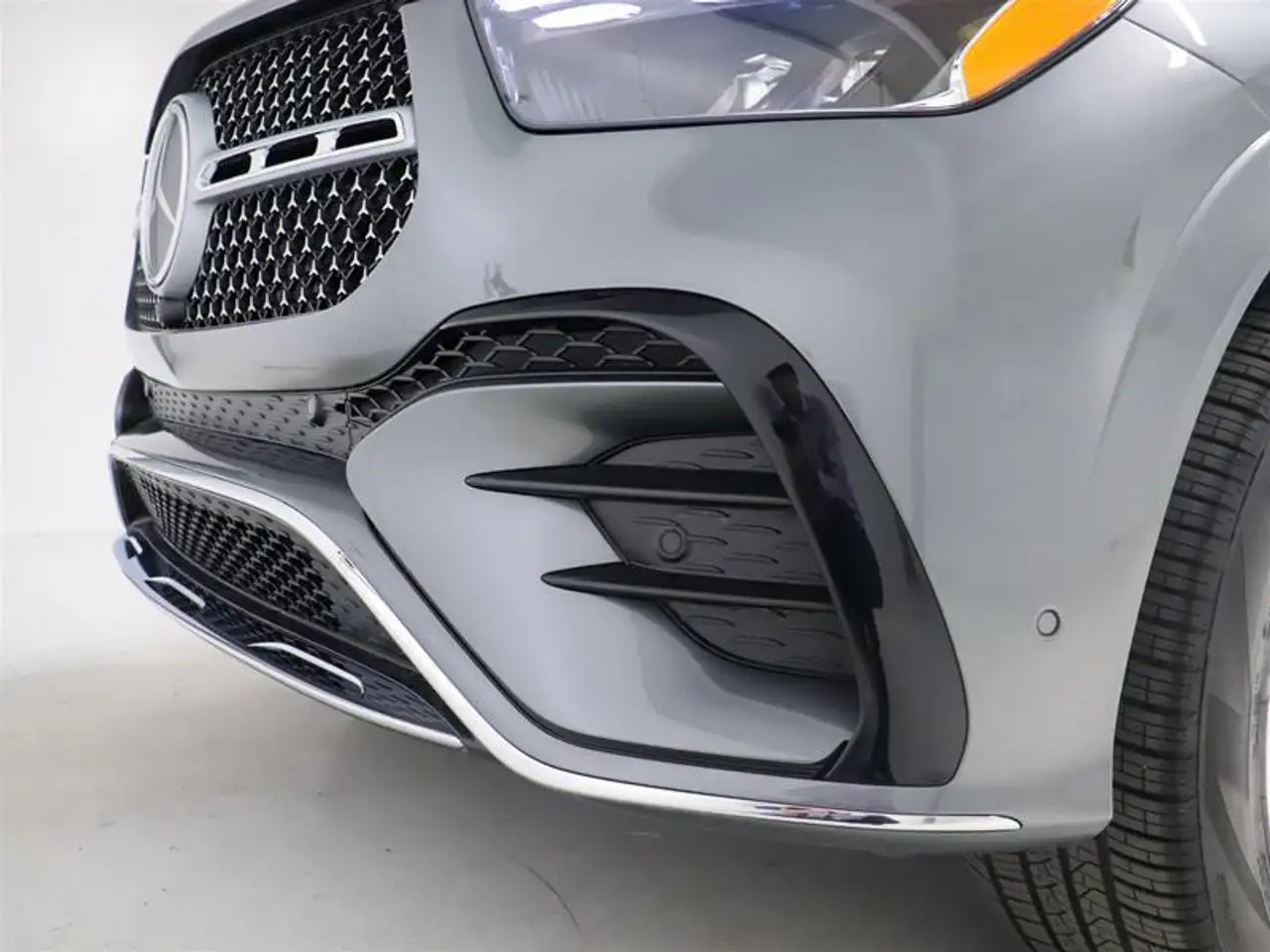 Mercedes-Benz GLE снимка Mercedes-Benz GLE