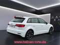 Audi A3 Sportback 1.0 30 TFSI NAVI LED-MATRIX AHK GRA Weiß - thumbnail 4