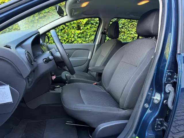Dacia Logan view 3