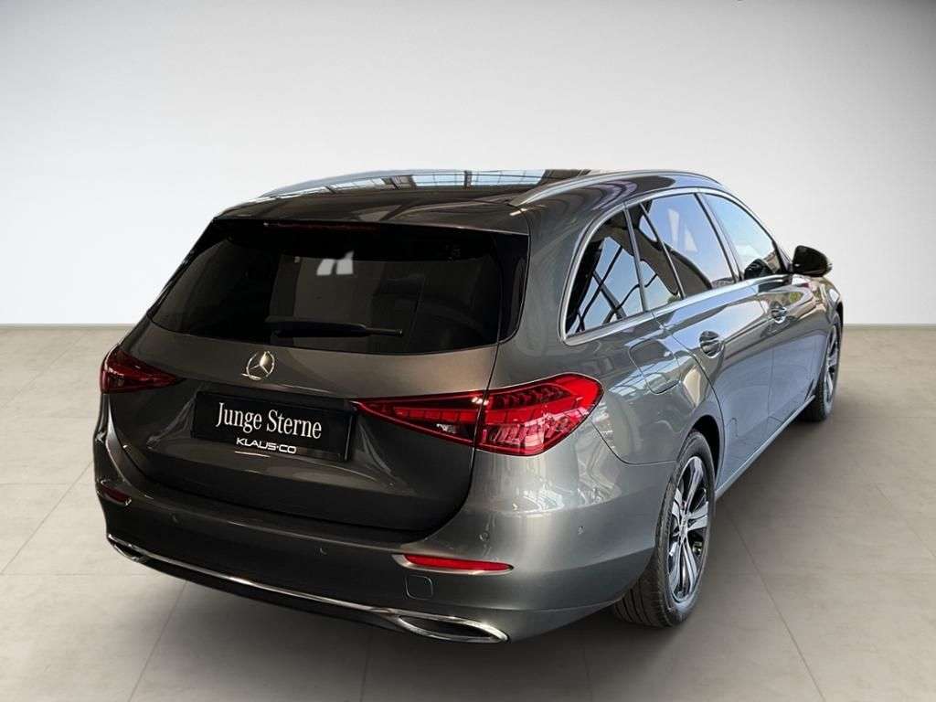 Mercedes-Benz C 220