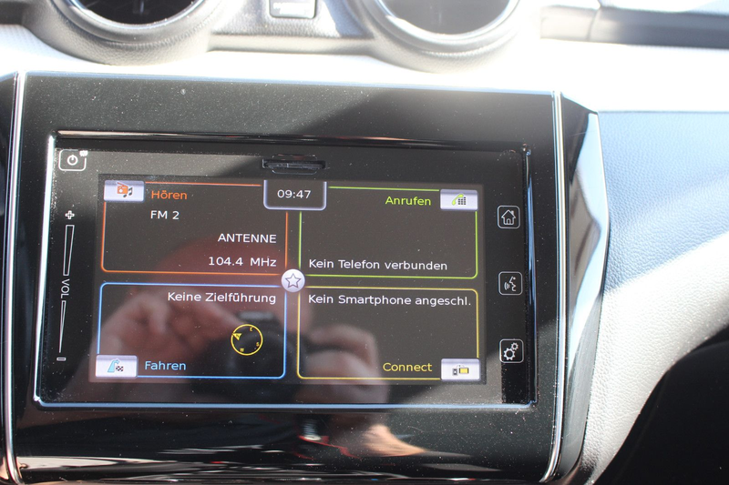 Suzuki Swift Club Mild Hybrid Allrad/Navi/Sitzh. — photo 8