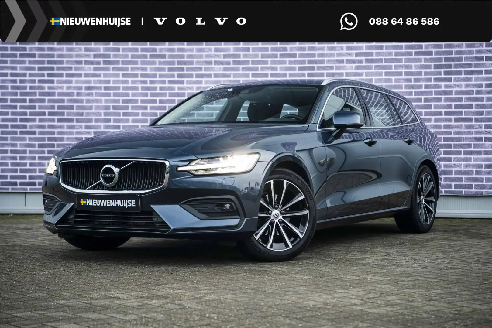 Volvo V60 2.0 D4 Momentum Pro | Trekhaak | Adaptieve cruise Blau - 1