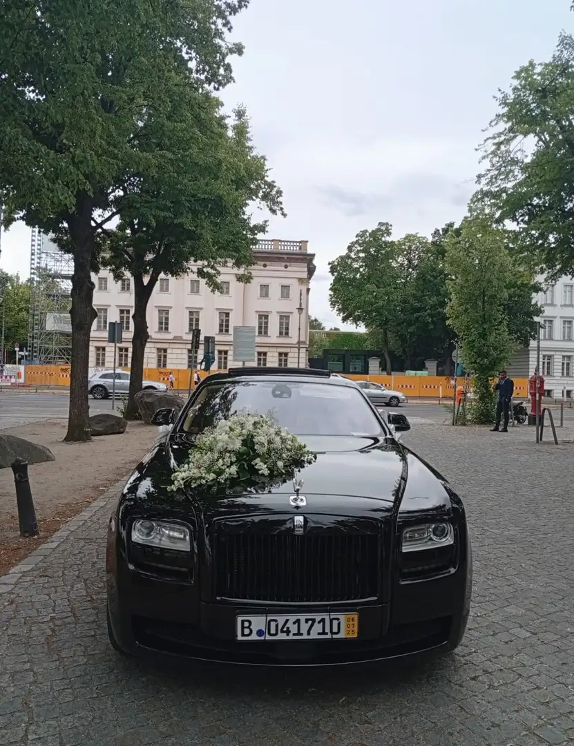 Rolls-Royce Ghost Schwarz - 2