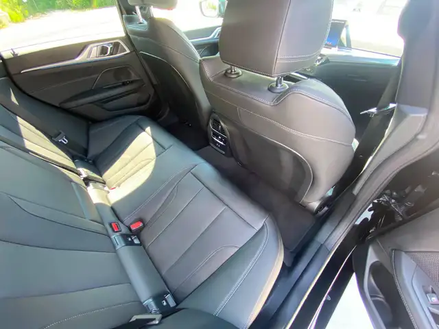 BMW 4 Series view 10