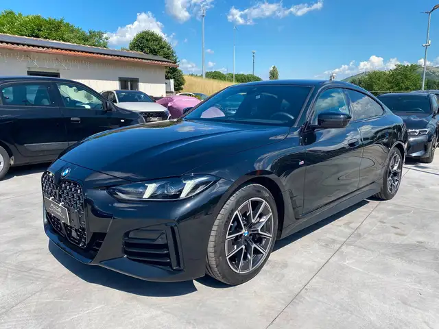 BMW 4 Series view 9
