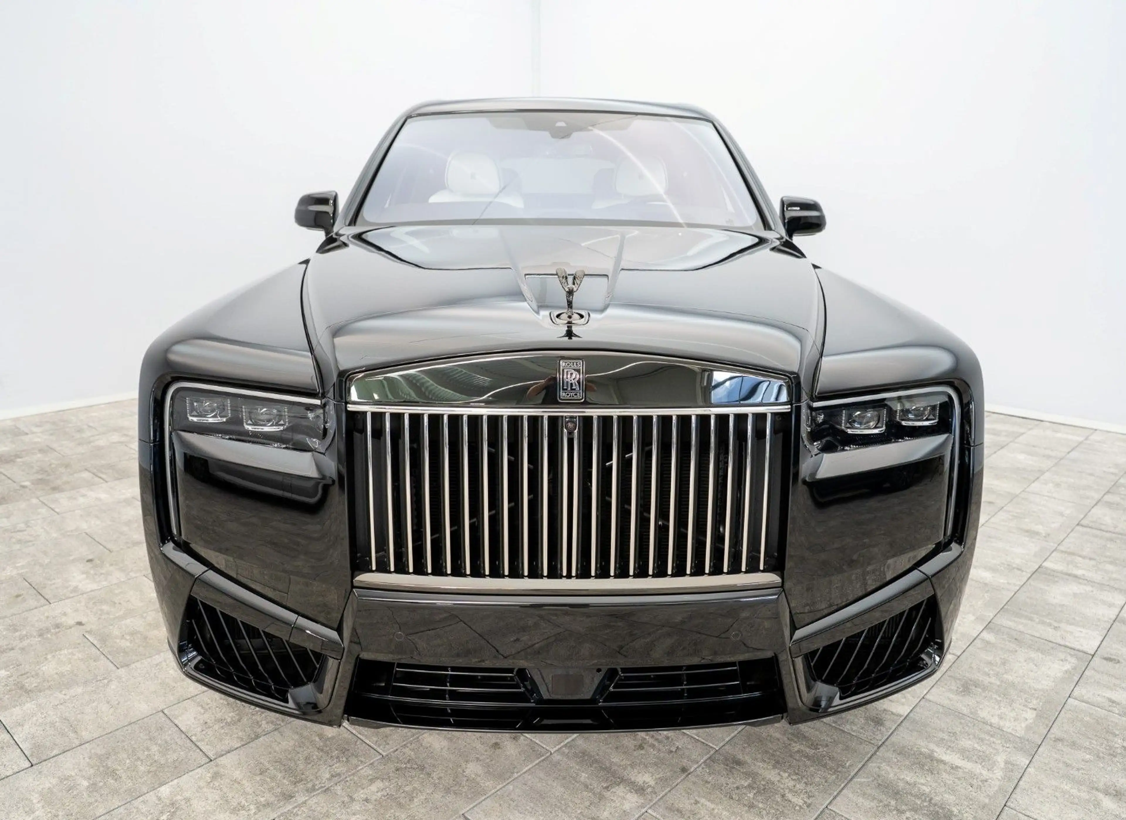 Rolls-Royce Cullinan II Black Badge 2026°Bespoke°Shoot. Star — photo 7