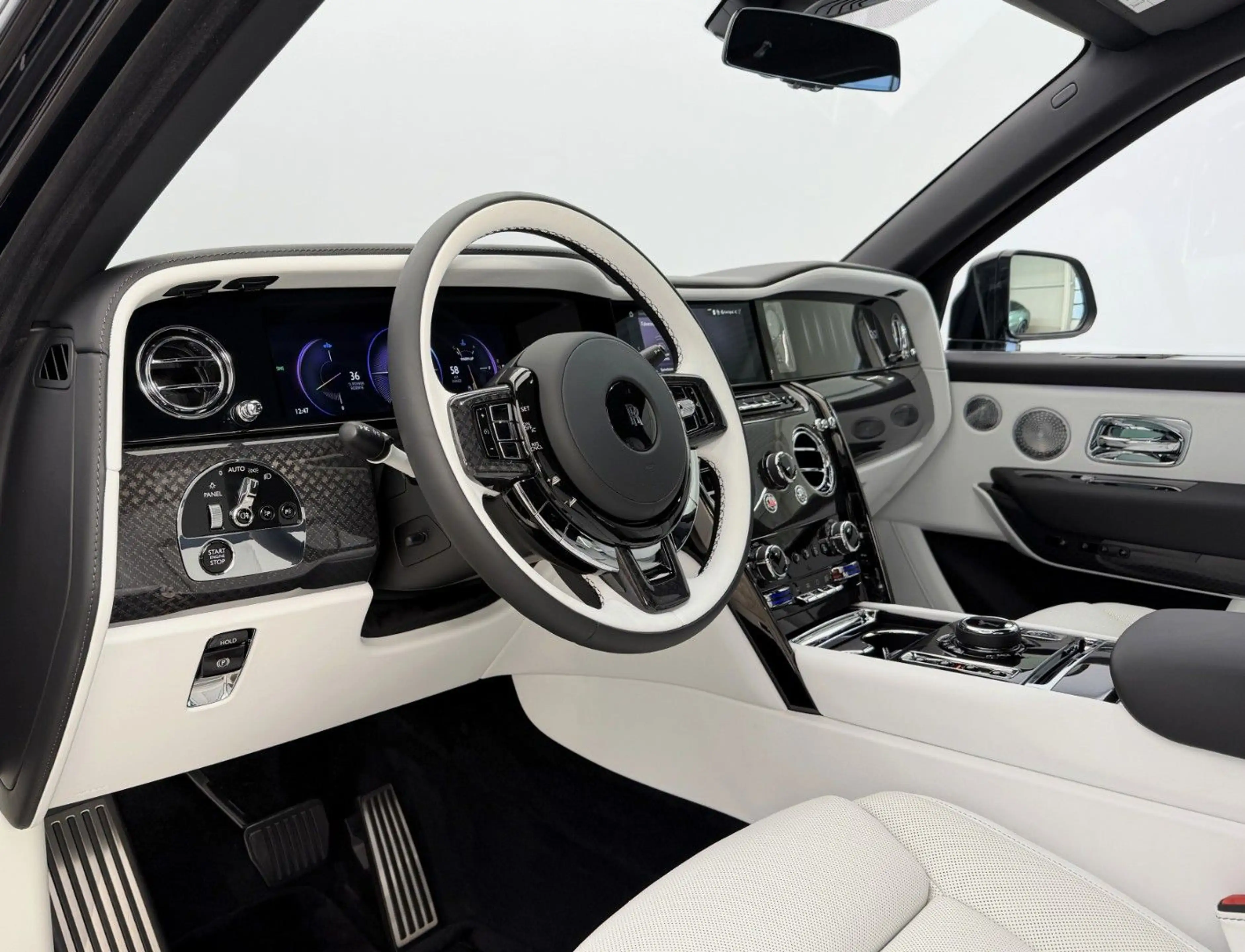 Rolls-Royce Cullinan II Black Badge 2026°Bespoke°Shoot. Star — photo 12
