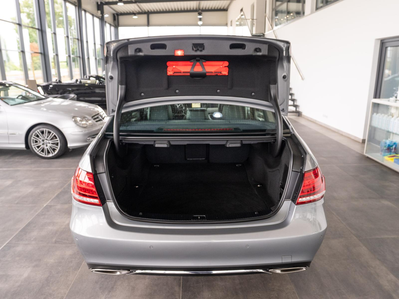 Mercedes-Benz E 200 ** AHK ** LED ** — photo 20