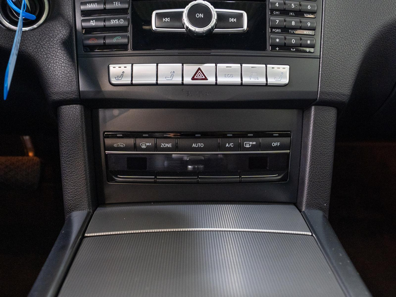 Mercedes-Benz E 200 ** AHK ** LED ** — photo 17