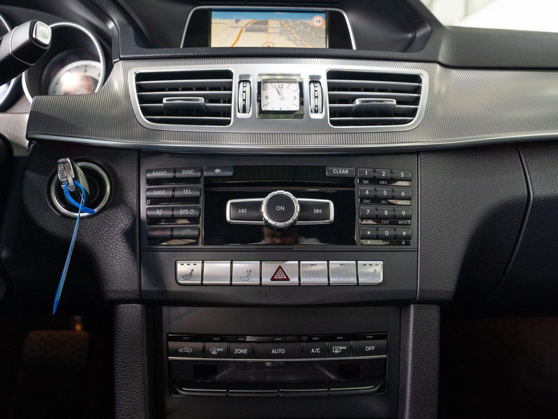 Mercedes-Benz E 200 ** AHK ** LED ** — photo 16