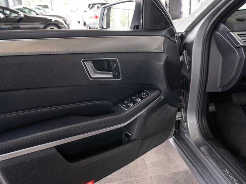 Mercedes-Benz E 200 ** AHK ** LED ** — photo 10