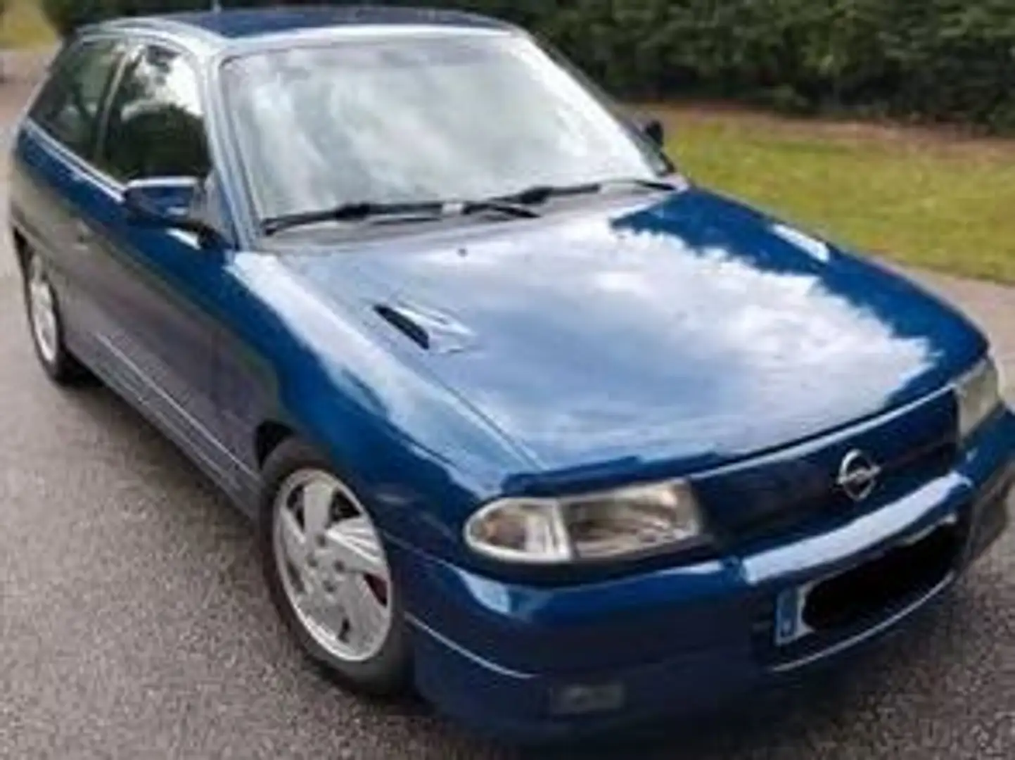 Opel Astra 1.8i 16v GSI Blauw - 2