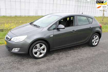 Opel Astra 1.6 Edition 5 Drs met Navigatie