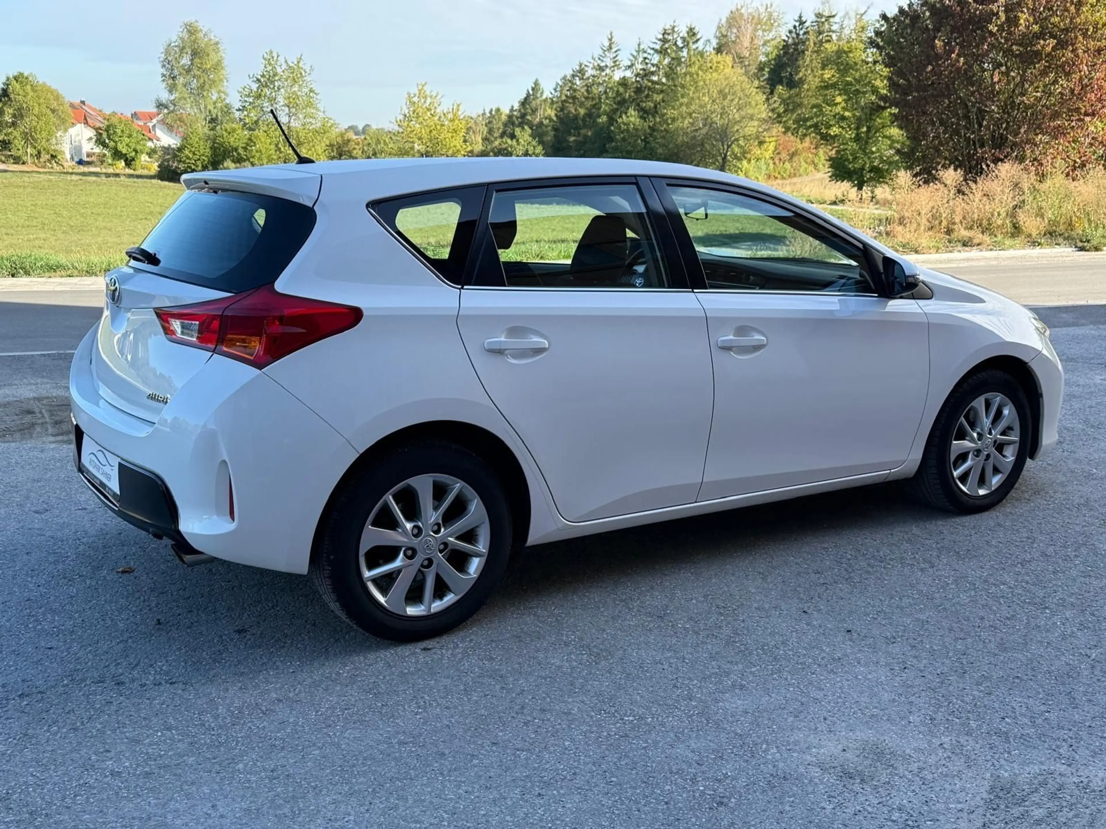 Toyota Auris Life+ — photo 11