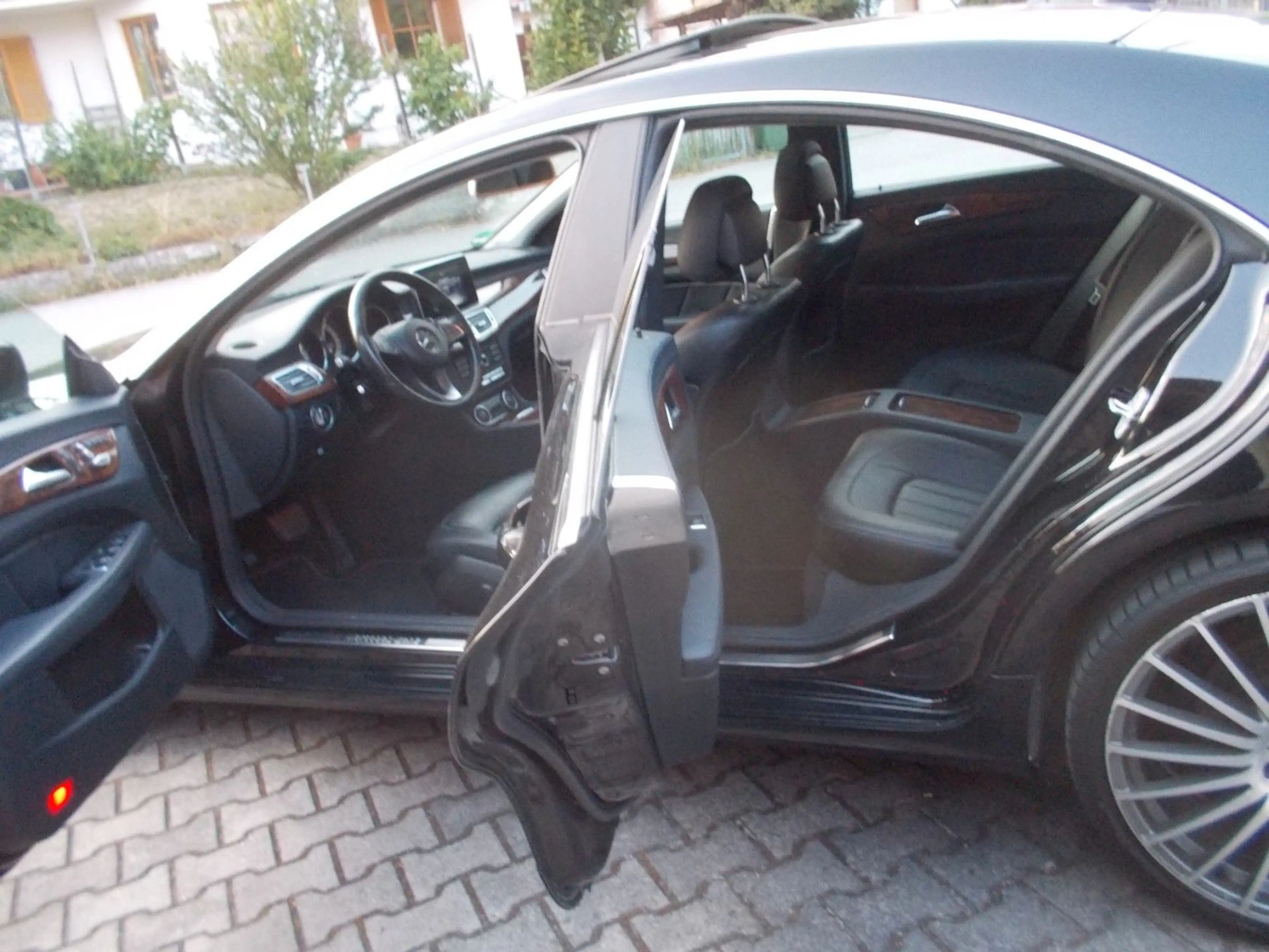 Mercedes-Benz CLS 350 CLS CLS 350 BlueTec / d — photo 13
