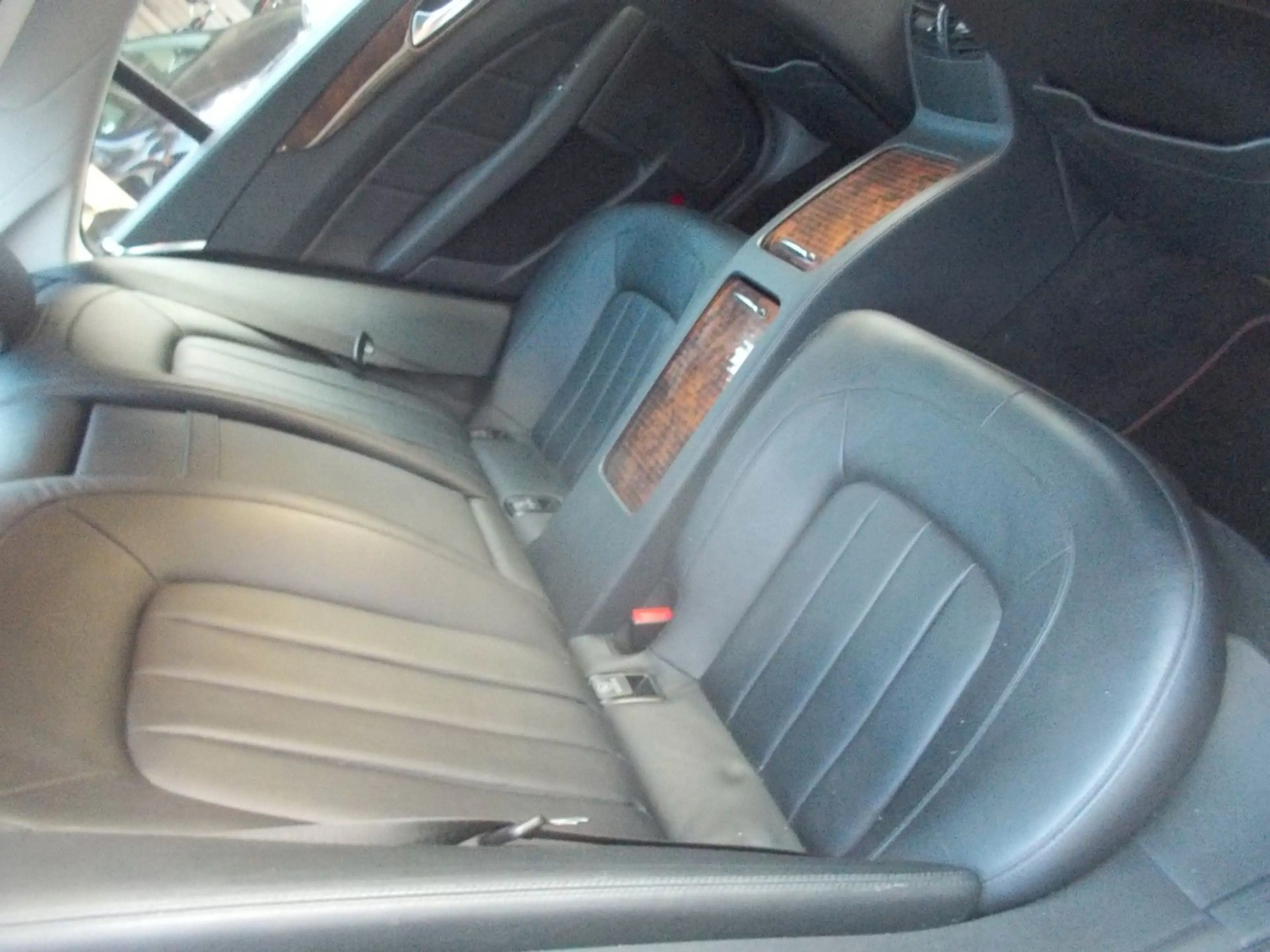 Mercedes-Benz CLS 350 CLS CLS 350 BlueTec / d — photo 9