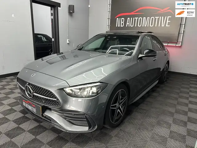 Mercedes-Benz C 300 e 4MATIC AMG Line