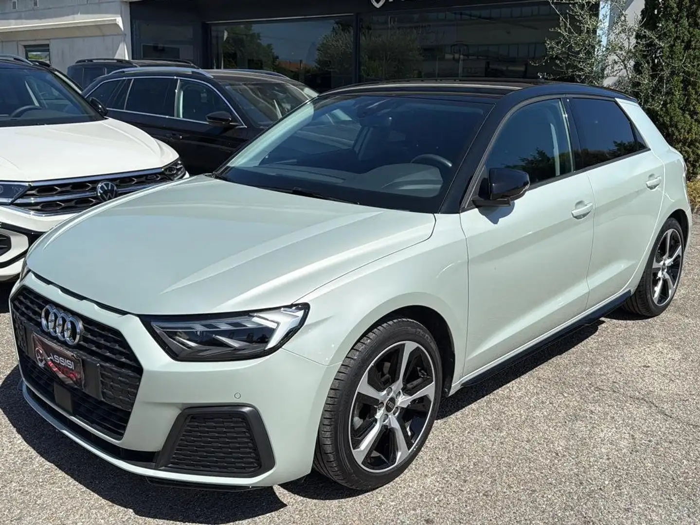 Audi A1 Sportback30 1.0tfsi Identity Black 110cv s-tronic Grigio - 1