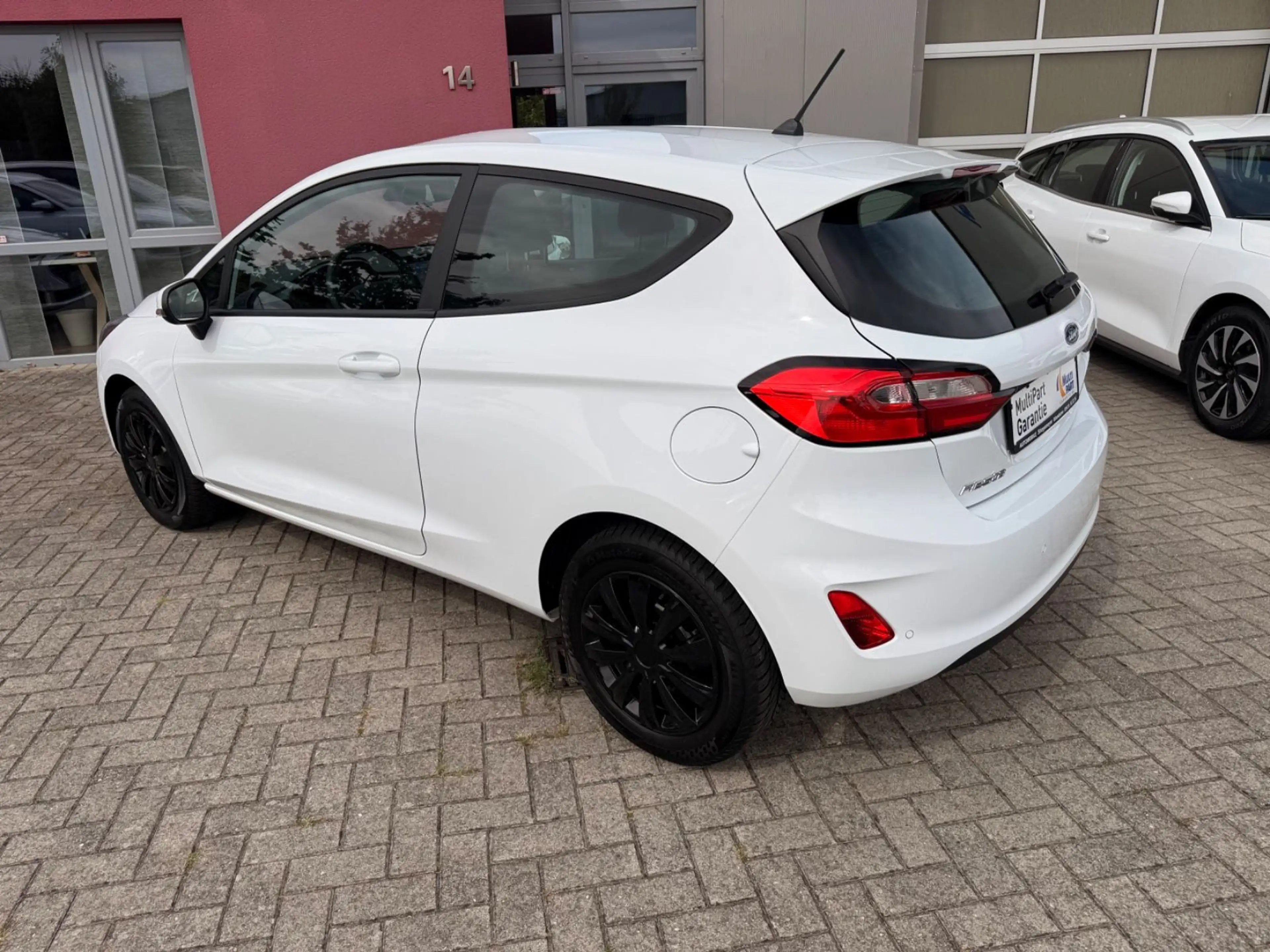 Ford Fiesta COOL&CONNECT Tempomat, PDC hinten — photo 8
