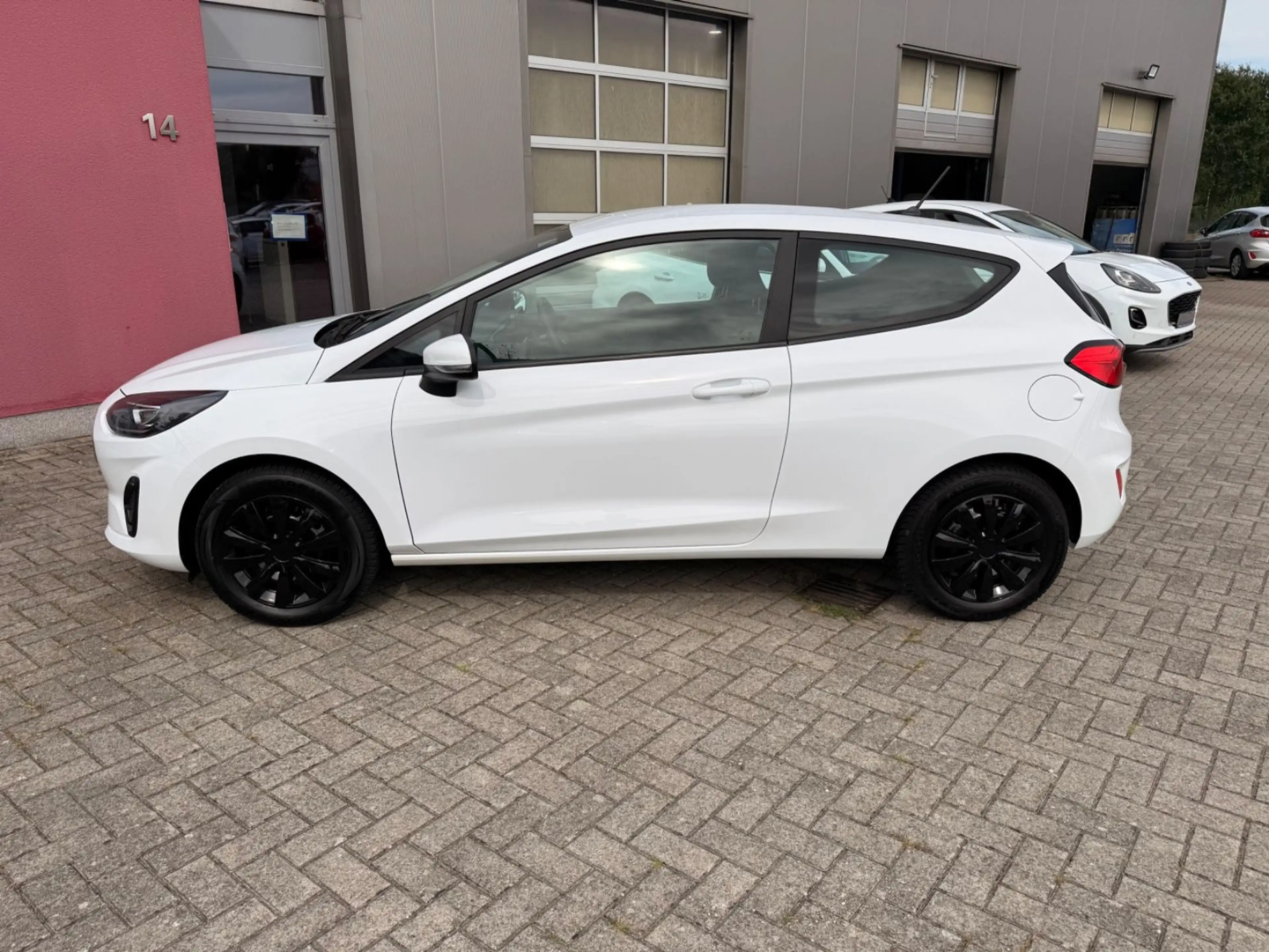 Ford Fiesta COOL&CONNECT Tempomat, PDC hinten — photo 13