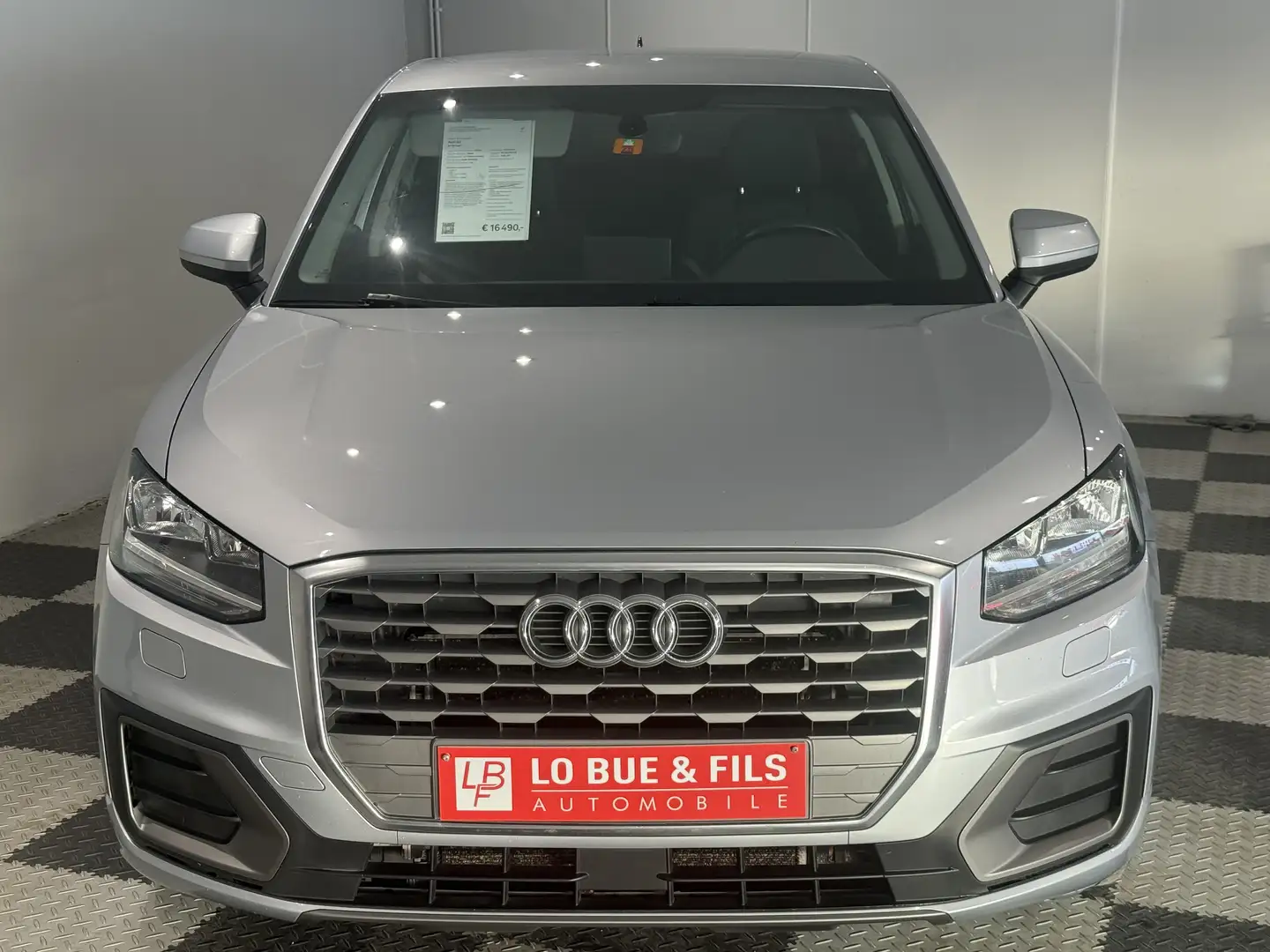 Audi Q2 30 TDi Sport Line - 2