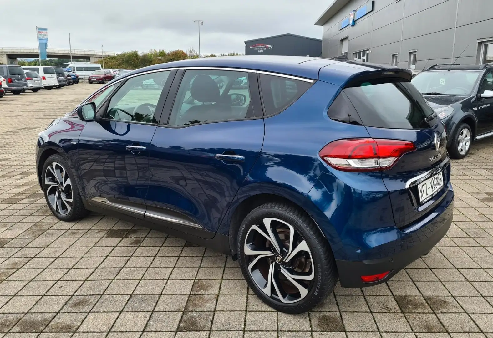 Renault Scenic IV AUTOMATIK BOSE Edition PANO 1.HAND Blau - 2
