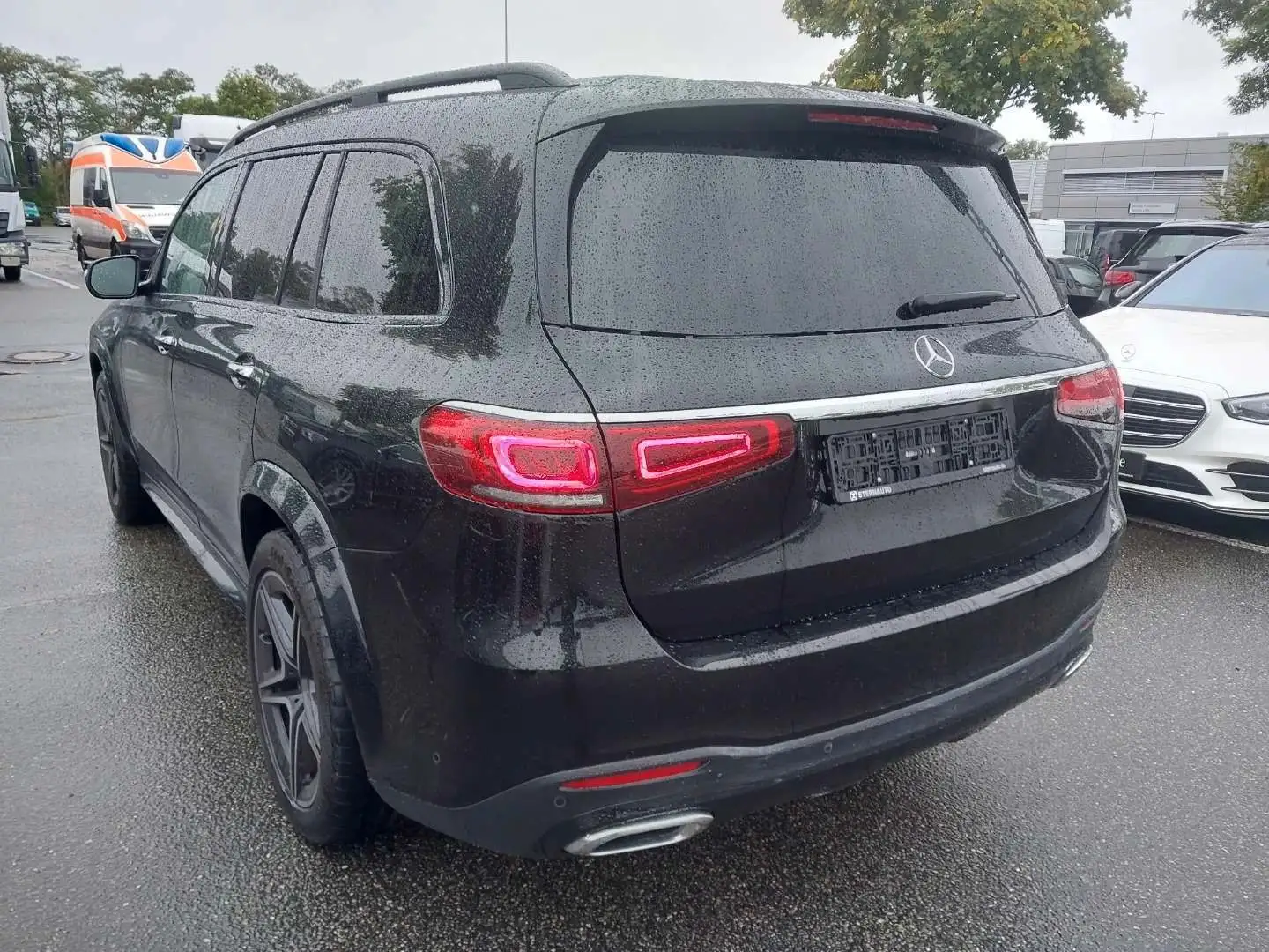 Mercedes-Benz GLS 400 d 4M AMG PANO*DISTR+*360°*AHK*Standh*Soft Schwarz - 2