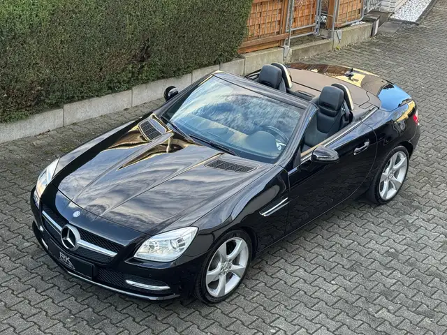 Mercedes-Benz SLK 250 SLK 250 BlueEfficiency Glasdach
